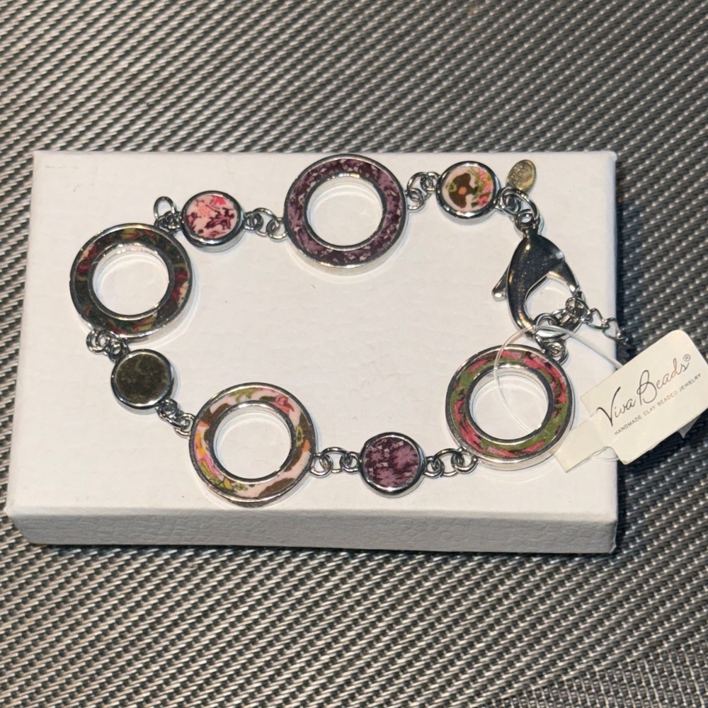 Viva Beads Brand Bracelet Vintage Rose